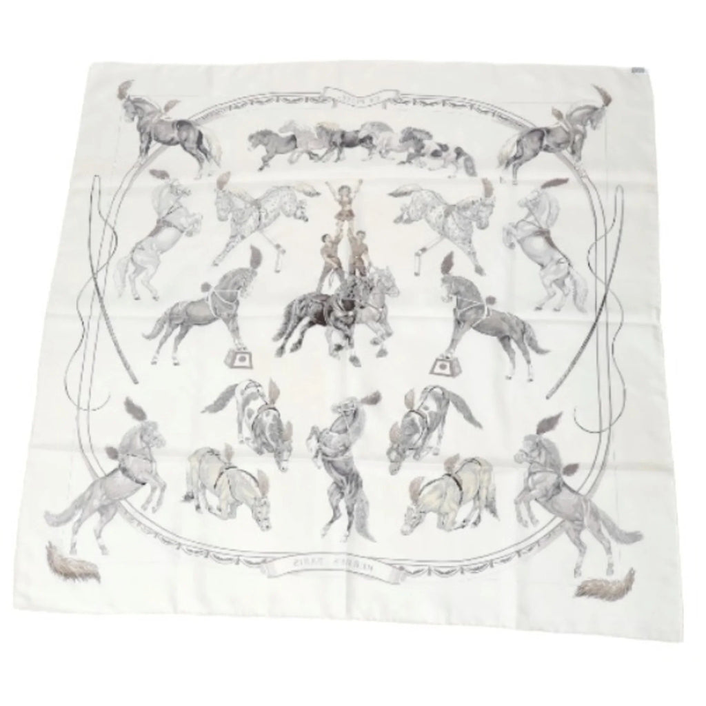 Pre-Owned HERMES Scarf Carre90 100% Silk Hermes White (Good)