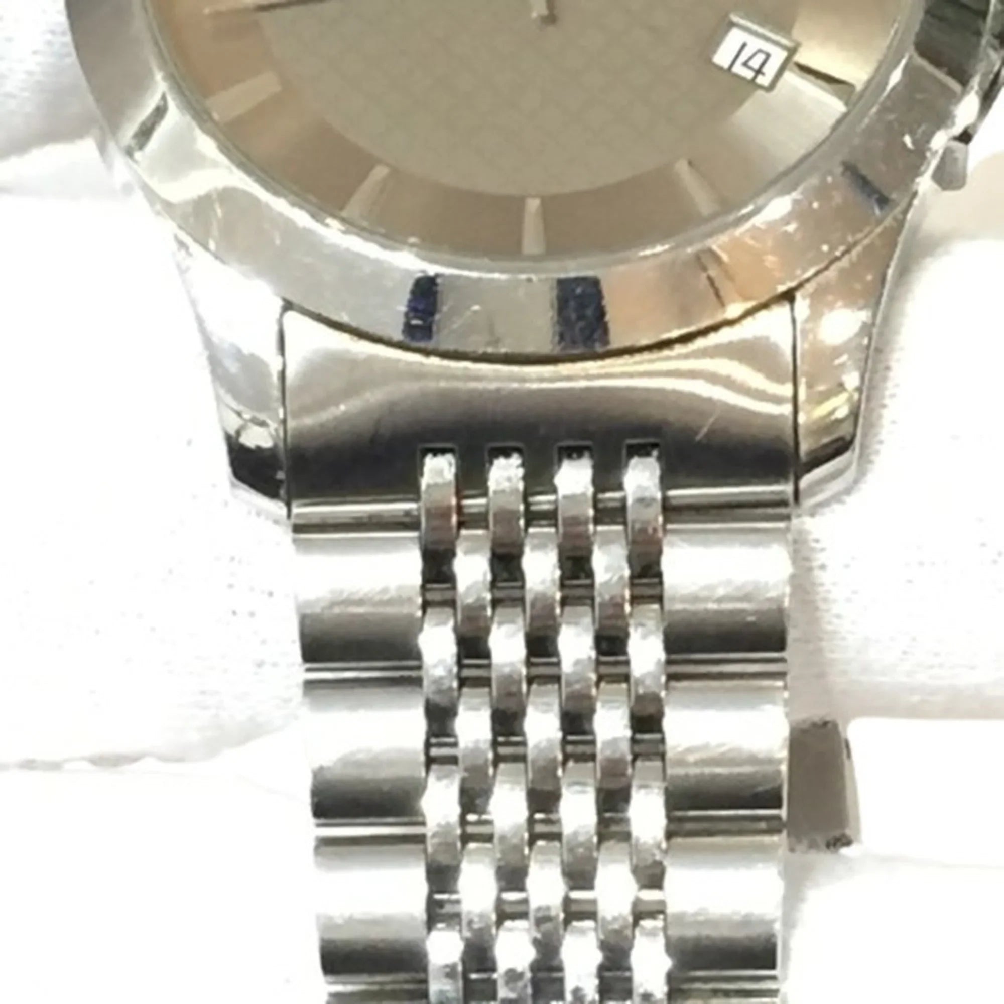 Pre-Owned GUCCI 126.4 G Timeless Brown Dial SS Stainless Steel Silver Analog Watch Men's Date Quartz IT26SVZ67548 RK1056D (Good)