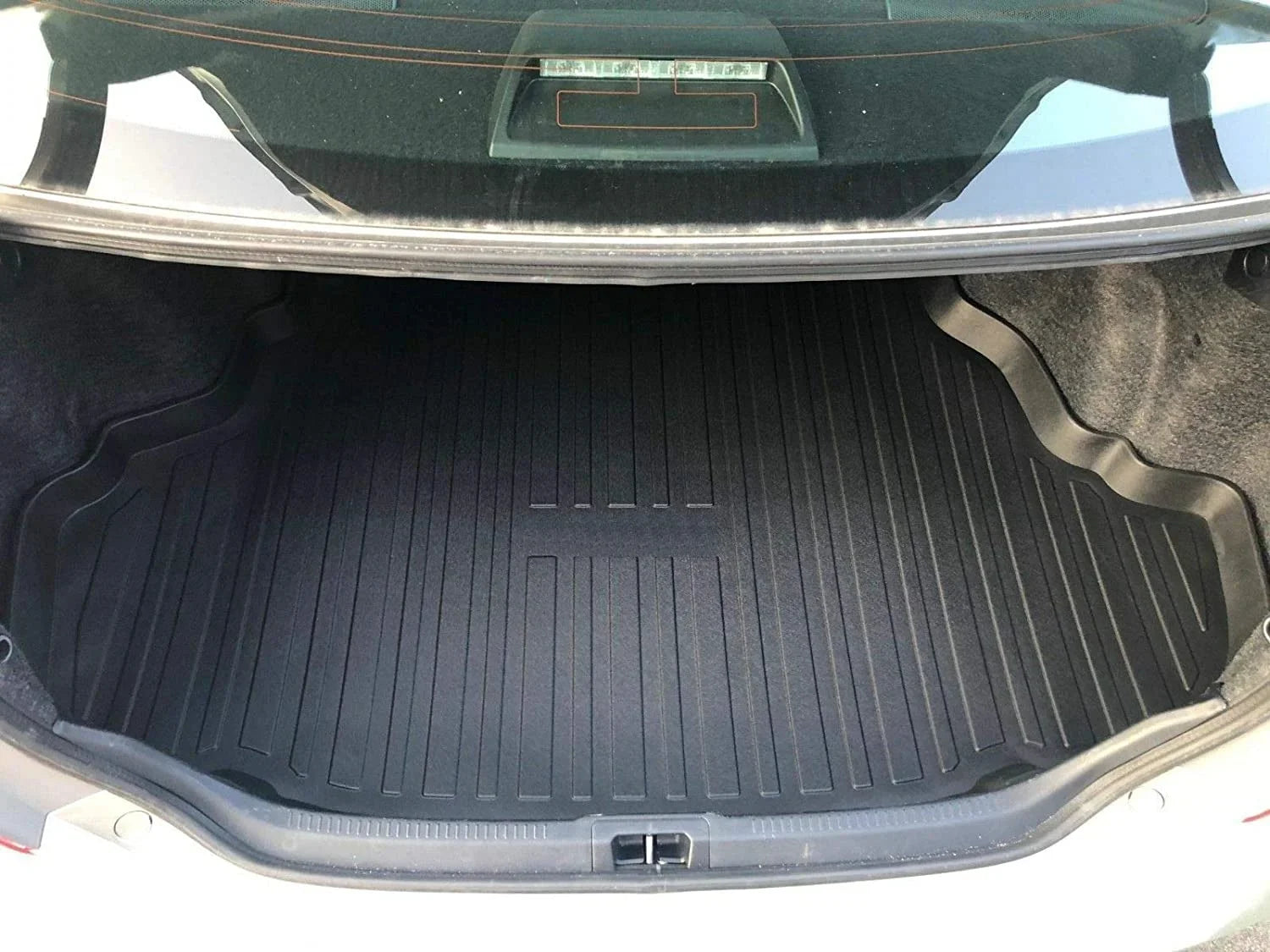 EACCESSORIES EA Cargo Liner – Trunk Mat for Toyota Camry 2012-2017 – Strong Trunk Mats for Cars with Raised Lip – Non-Slip Car Trunk Mat Rubber – Easy to Install – Laser Pre-Cut Design