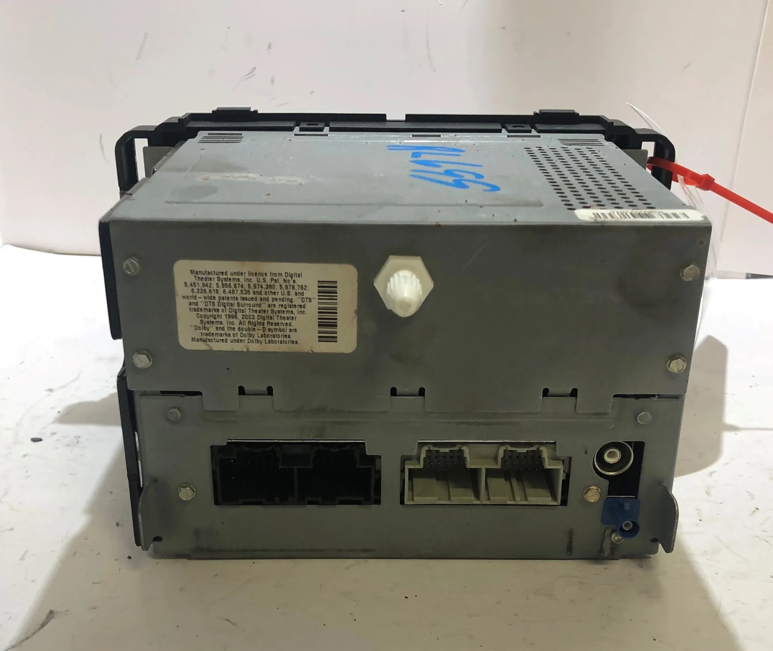 Pre-Owned 07 Saturn Outlook AM FM Audio Disc Player Radio Receiver w/ Navigation OEM LKQ (Good)