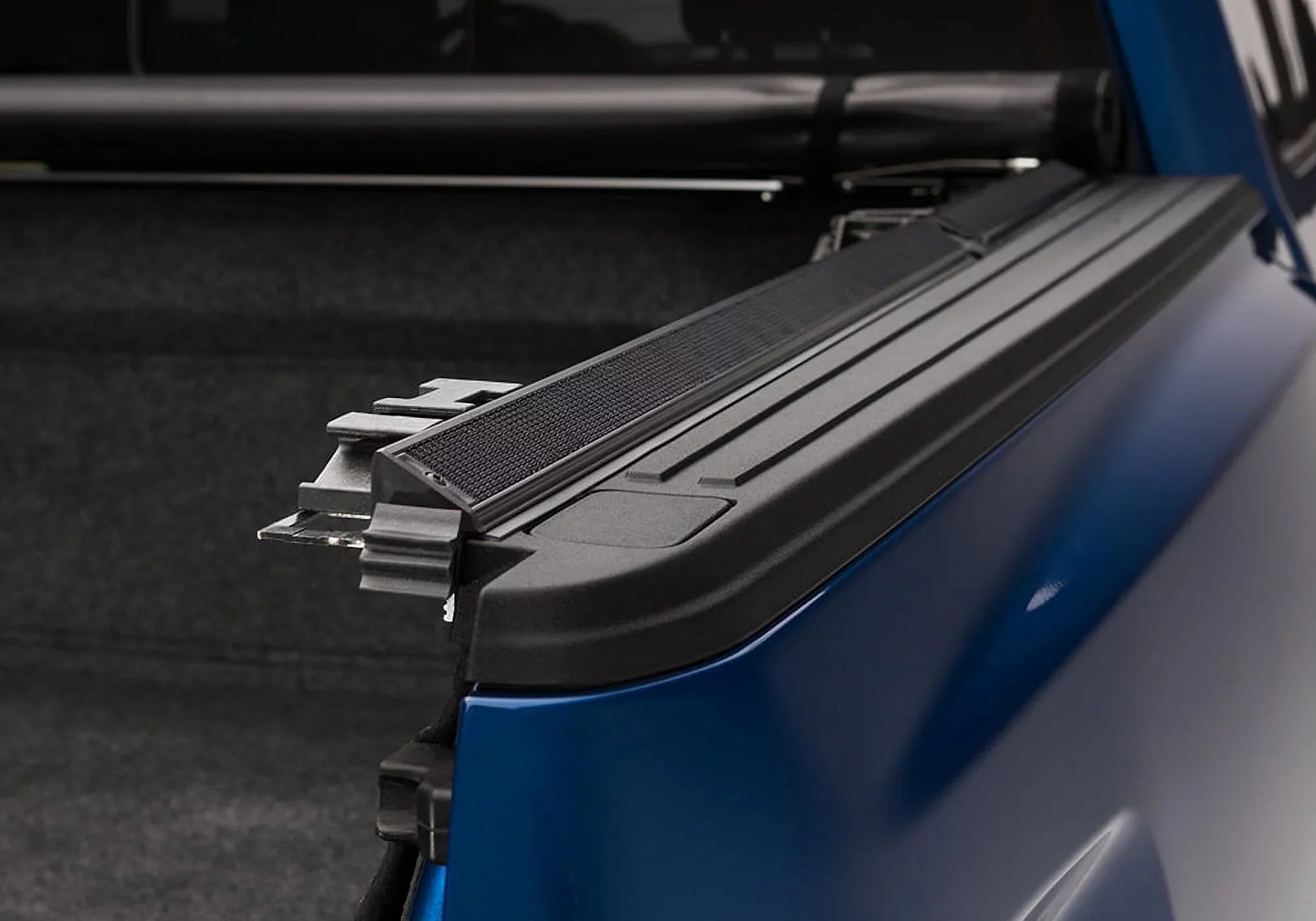 Truxedo Deuce Hybrid Truck Bed Tonneau Shield | 798301 | Fitting with 2015-2022 Ford F-150 6' 7" Bed (78.9")