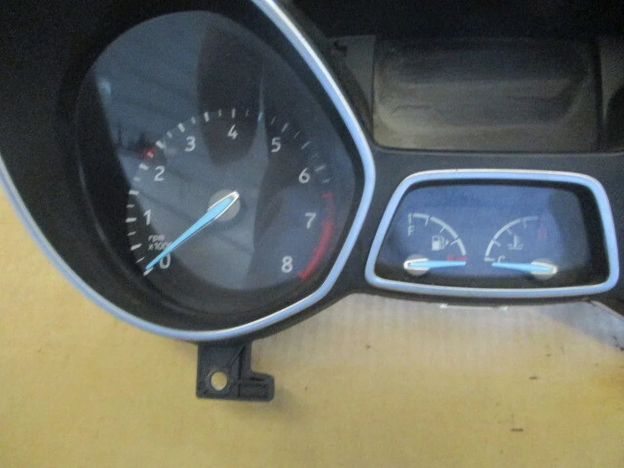 Pre-Owned 2017 Ford Escape Speedometer Speedo Cluster MPH 63K OEM LKQ (Good)
